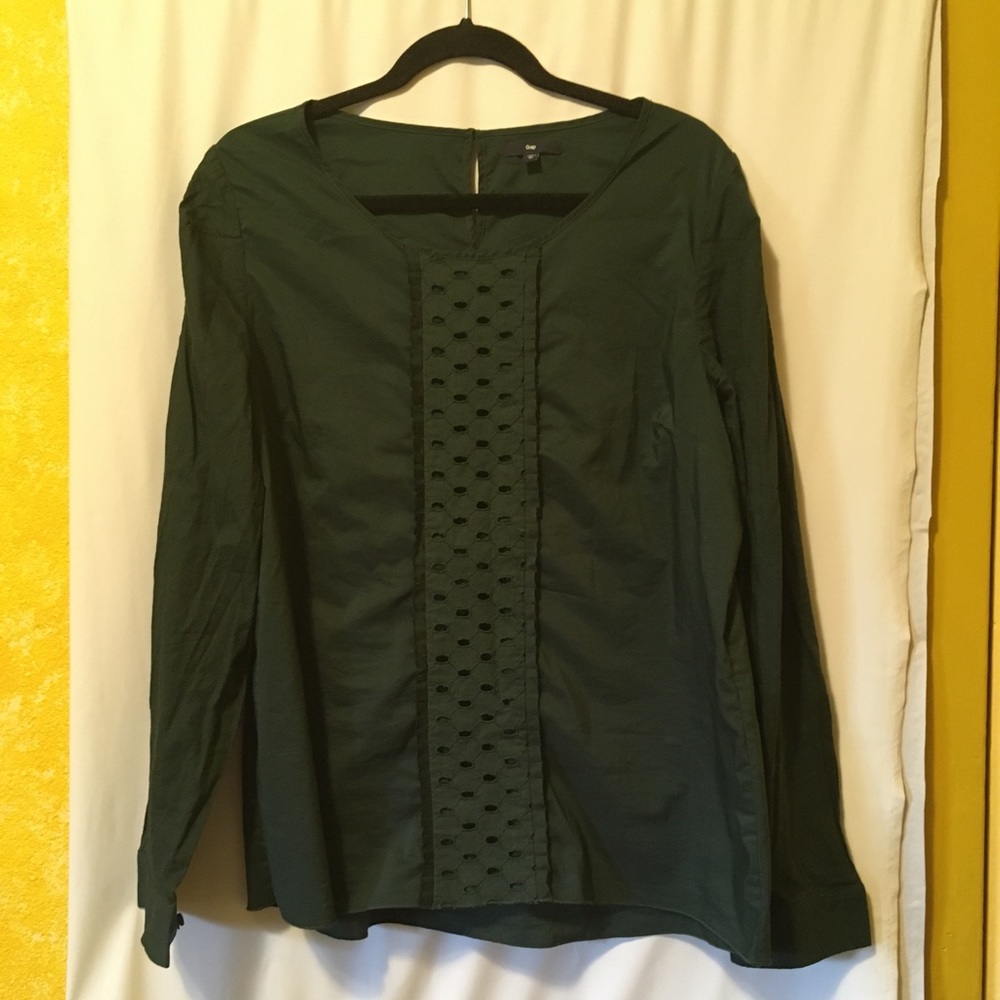 Gap forest green blouse with cut outs and ruffles